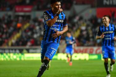 Jesús Gallardo cerró con broche de oro la goleada de Rayados sobre Necaxa. (Mexsport)