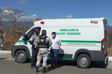 La delegación en Oaxaca del IMSS informó que el vehículo asegurado durante un operativo conjunto entre corporaciones estatales y federales de seguridad “no corresponde a su inventario”.