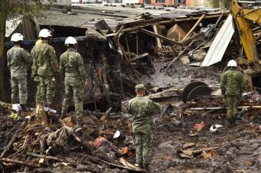 Van 18 muertos en Ecuador tras deslave; se reportan 16 desaparecidos