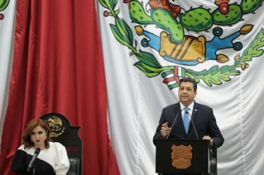 Cabeza de Vaca entrega su 6° Informe de Gobierno al Congreso de Tamaulipas
