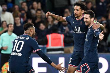 Lionel Messi marcó el único gol del PSG ante el Lens, lo que les valió el título. (AFP)