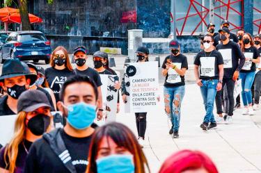 En octubre pasado se realizó en la Ciudad de México una caminata contra la trata de personas. El lema de los manifestantes fue “Aboliendo la esclavitud con cada paso”. Foto: Cuartoscuro/Archivo