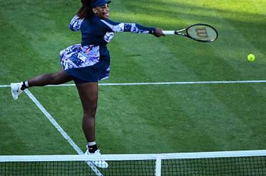 Serena Williams con un revés