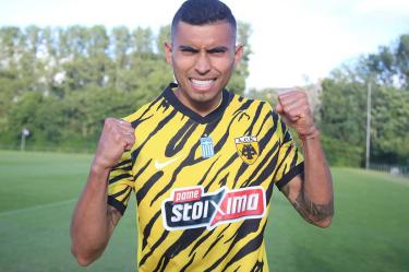 Orbelín Pineda ya entrenó con el AEK Atenas.