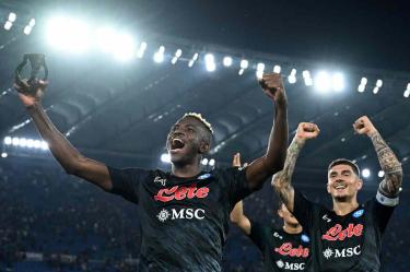 Napoli marcha primer en la Serie A y Champions.