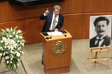 Monreal asegura que le gustaría ir la marcha del presidente, pero no es “un hombre del placer”
