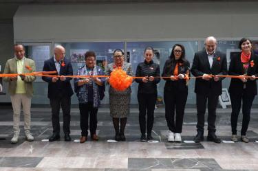 funcionarios en evento