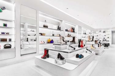 CHARLES & KEITH