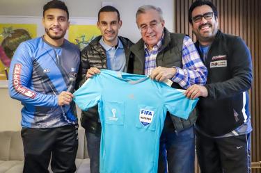 Rubén Rocha Moya y el árbitro mundialista César Arturo Ramos