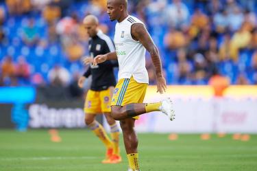 Samir Caetano entrenando.