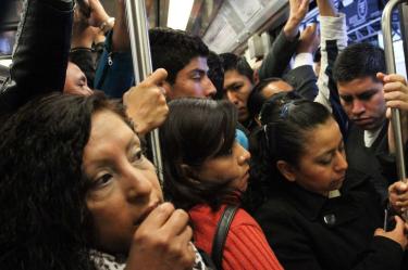 Amagan protestas trabajadores del Metro, podría afectarse el servicio ...