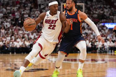 Jimmy Butler en partido de Heat Vs Knicks.