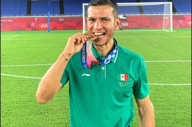 Jaime Lozano ha sorprendido con sus bailes al ritmo de Taylor Swift