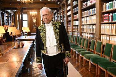 Mario Vargas Llosa, escrito hispano-peruano. (AFP)=