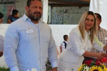 Humberto del Valle Zúñiga y Zulma Carvajal Salgado en Iguala