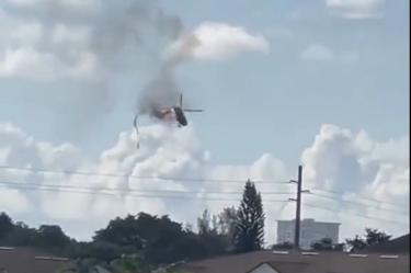 La caída del helicóptero de bomberos en Florida se dio a las 08:30 horas. 