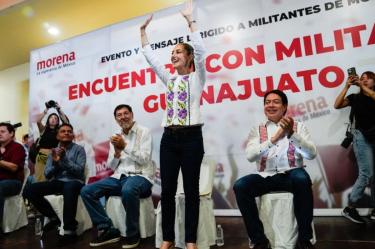 Sheinbaum ofrece aumentar salario mínimo