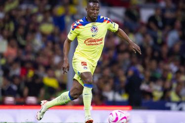 Julián Quiñones, jugador del América