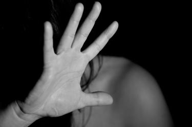 El menor mató a su padre porque su madre sufría de violencia doméstica. (Especial)