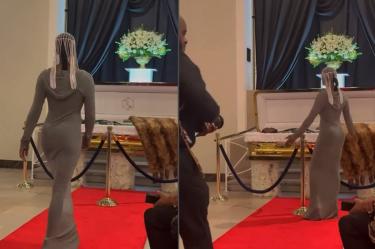 La modelo Erica L. Carrington desfila en funeral del diseñador Vernest Moore