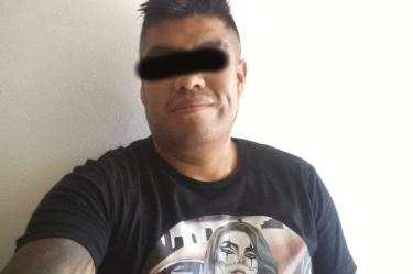 Mientras que su consanguinea solicitaba una ambulancia, Agustín aprovechó su descudio para escapar.