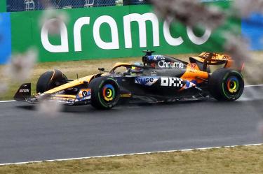 Oscar Piastri a bordo de su monoplaza en Suzuka.