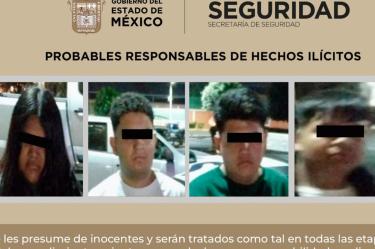 detenidos con cinta en los ojos para su protección