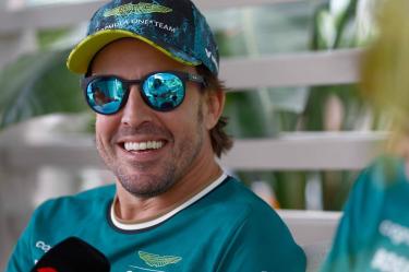 Fernando Alonso considera que Adrian Newey será una gran incorporación (Aston Martin)