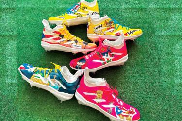 Spikes personalizados por los hermanos Silva.