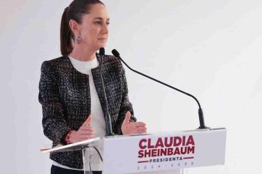 Claudia Sheinbaum se reúne con gobernadores de Morena