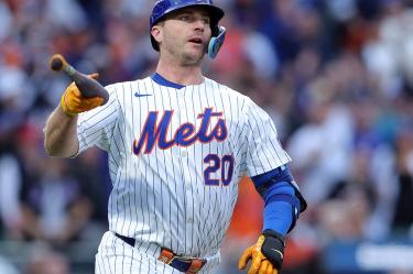Pete Alonso durante Juego 3 entre Mets y Filis.
