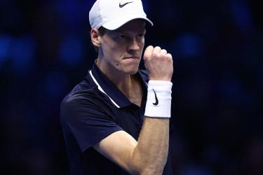 Jannik Sinner podría quedar fuera de las Semifinales del Masters ATP si Fritz y Medvedev ganan sus siguientes duelos.