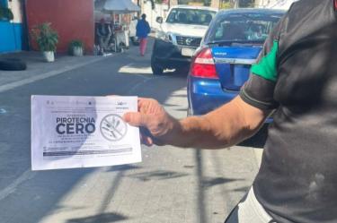 Para reportar la venta o almacenamiento de pirotecnia, la ciudadanía puede comunicarse al número de emergencias 911 o utilizar la aplicación móvil Mi Policía. Foto: X @AlcaldiaAO