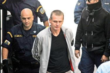 El hombre fue excarcelado tras la entrega del profesor estadunidense Marc Fogel, en un acuerdo entre Rusia y EU. Foto: Reuters