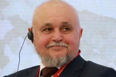El ministro de Energía ruso, Sergei Tsivilev, asiste a una sesión del Foro Económico Internacional de San Petersburgo (SPIEF) en San Petersburgo, Rusia, el 19 de junio de 2025.