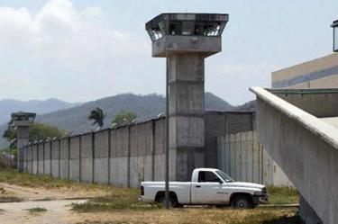 Interno se fuga de penal en Puerto Vallarta
