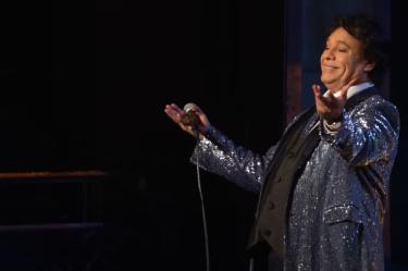 Juan Gabriel sigue sumando éxitos pese a haber fallecido. Foto: YouTube/ Juan Gabriel