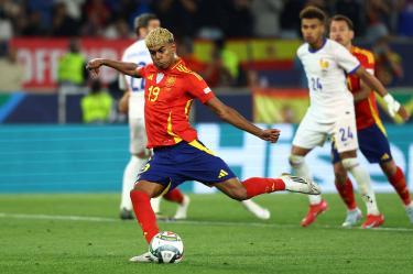 Lamine Yamal con la selección de España