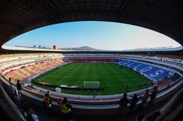 Panorámica del Estadio Corregidora desde una de las cabeceras.