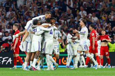 El Aston Villa se llevó la Europa League al imponerse en Turquía.