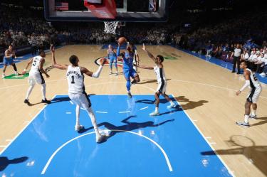 Shai Gilgeous-Alexander colaboró con 30 puntos