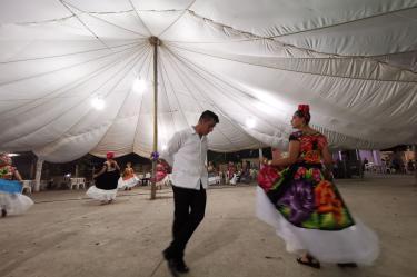 Las Velas de Juchitán protagonizan la exposición fotográfica 'Saa guidxi'