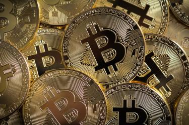 Bitcoin pierde casi 49 mil dólares en su Pizza Day.