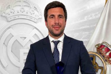Enrique Riquelme, empresario ligado al sector energético y con operaciones millonarias en México, buscará competir contra Florentino Pérez por la presidencia del Real Madrid.