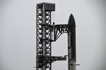 SpaceX suspendió el lanzamiento de Starship tras varios reinicios de la cuenta regresiva.
