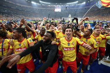 Luego de 3 subcampeonatos en la Copa de Francia, Allan Saint-Maximin y Lens consiguieron su primer título.