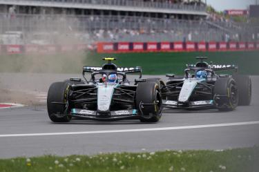 George Russell y Andrea Kimi Antonelli en la lucha por la victoria en la sprint en Canadá.