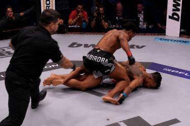 Patrick Habirora necesitó apenas 20 segundos para noquear al excampeón Benson Henderson y comenzar a robarse los reflectores dentro de la PFL.