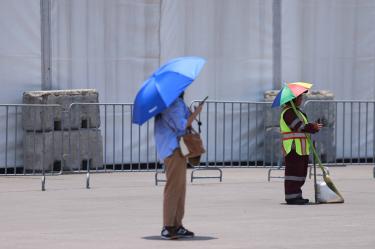 El calor en pacientes con hipertensión, insuficiencia cardíaca o cardiopatía isquémica puede descompensar la enfermedad y aumentar el riesgo de hipotensión, arritmias o la insuficiencia cardíaca.
