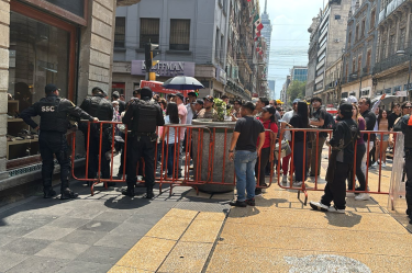 Los establecimiento afetados exhortaron a las autoridades a permitir el paso de clientes y visitantes